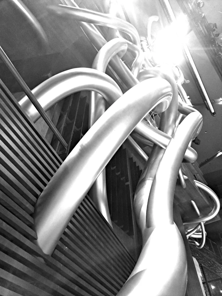 Perspektivische Aufnahme der im 3D-Druck gefertigten - sichtbaren - Windversorgung.